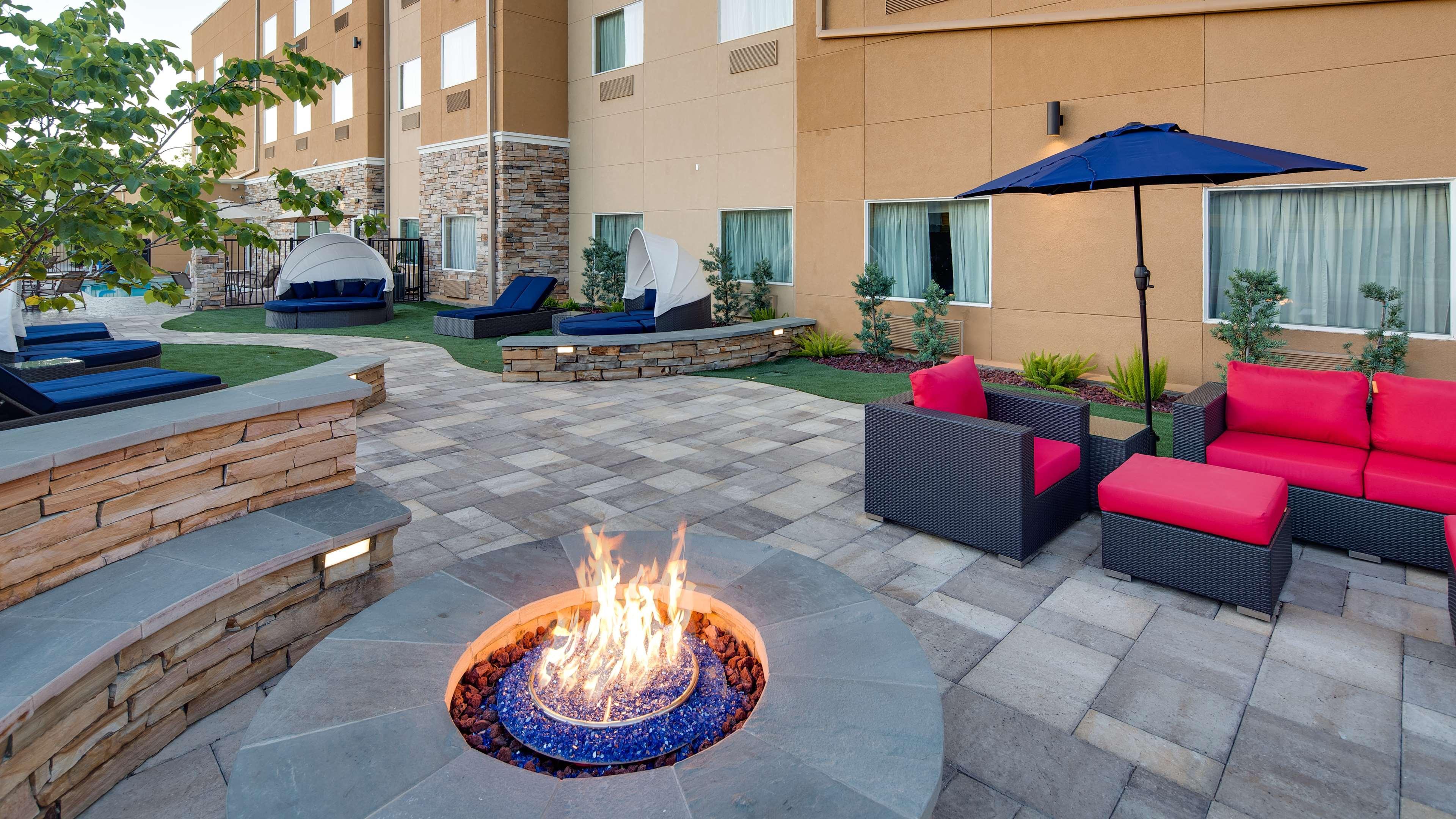 Best Western Plus Lake Jackson Inn & Suites Eksteriør bilde