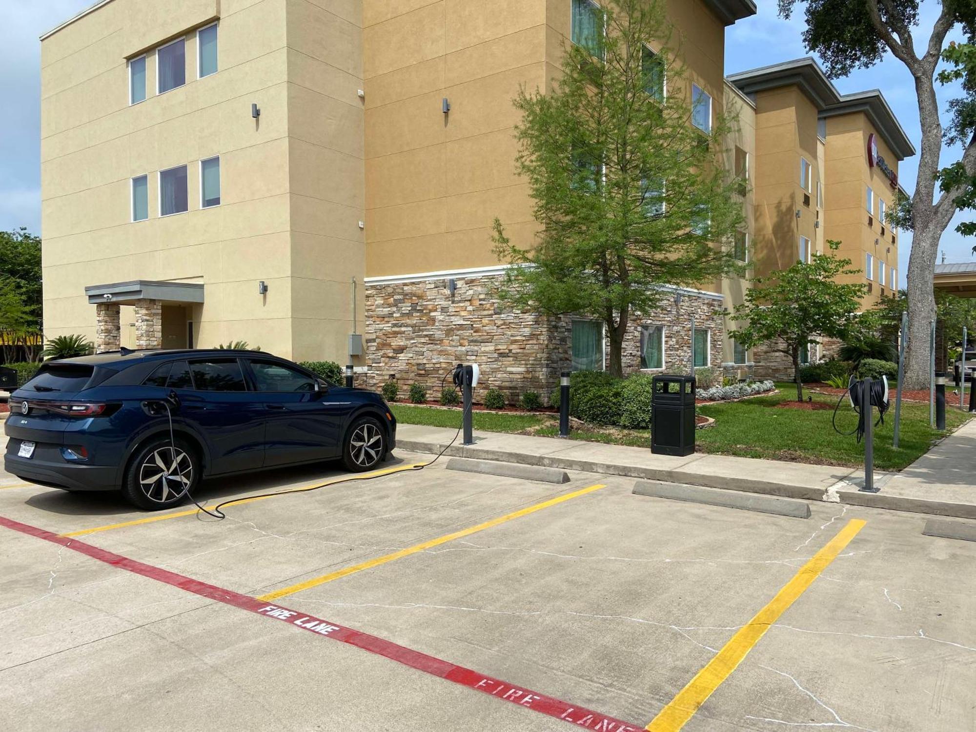 Best Western Plus Lake Jackson Inn & Suites Eksteriør bilde